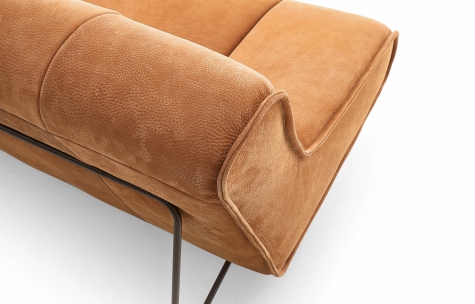 Gismo by simplysofas.in